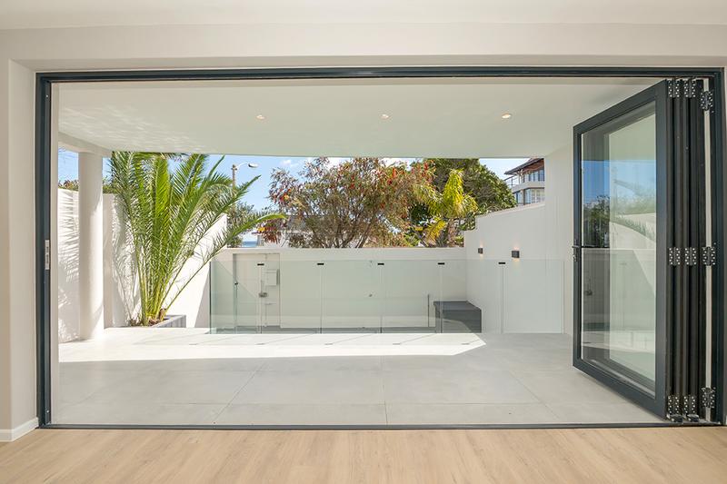 To Let 3 Bedroom Property for Rent in Camps Bay Western Cape